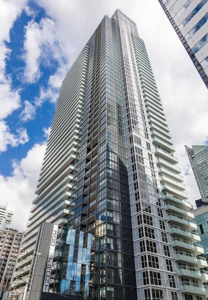 Luxury 1Br Condo - King Bed With City Views Toronto Exterior foto