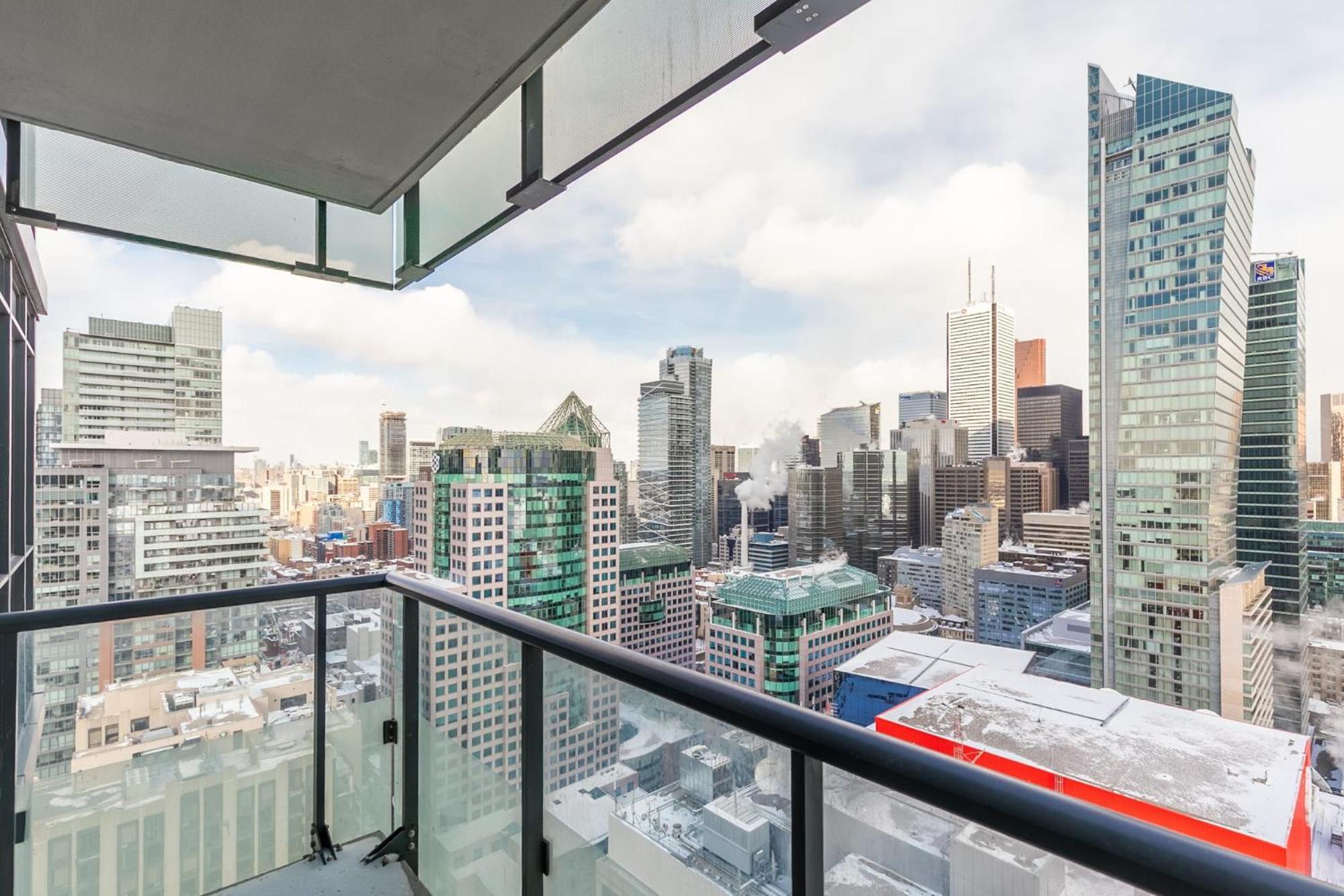 Luxury 1Br Condo - King Bed With City Views Toronto Exterior foto